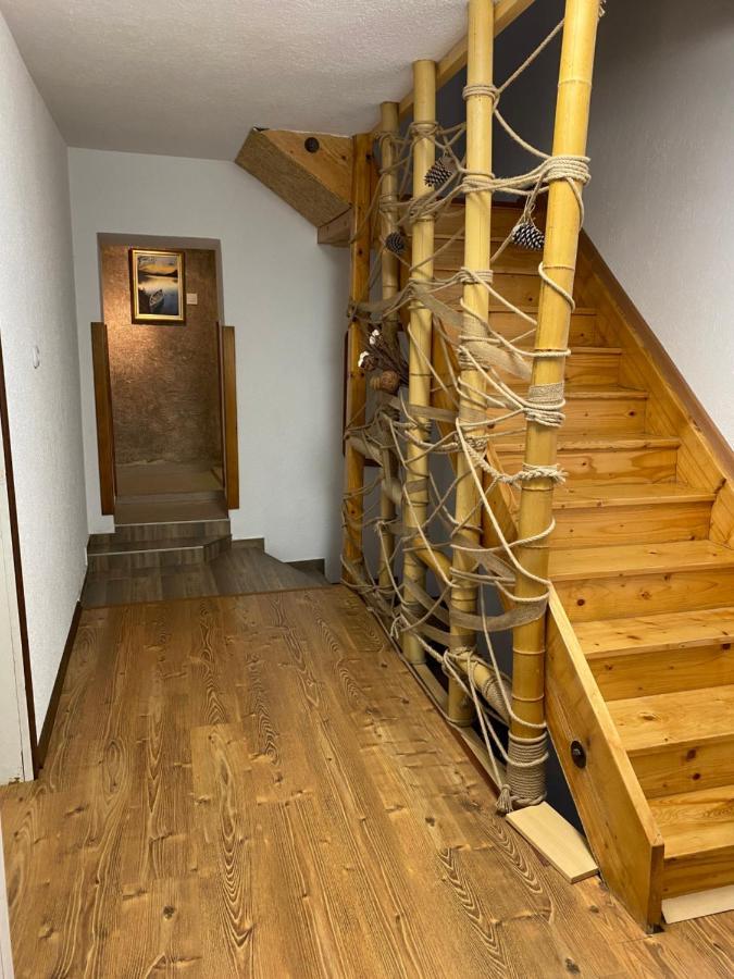 Къща За Гости Хаджиевата Къща 斯莫梁 外观 照片